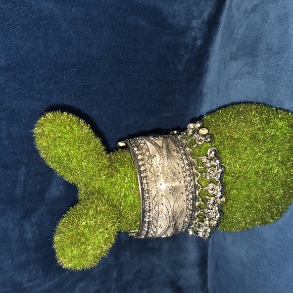 Bangle Cuff - Picture 5 of 13